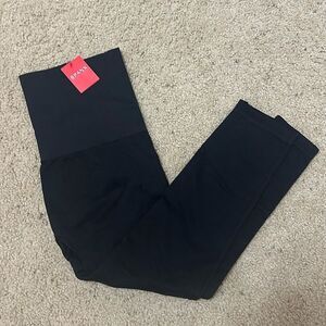 NWT SPANX Look at me now cropped Leggings size 3x